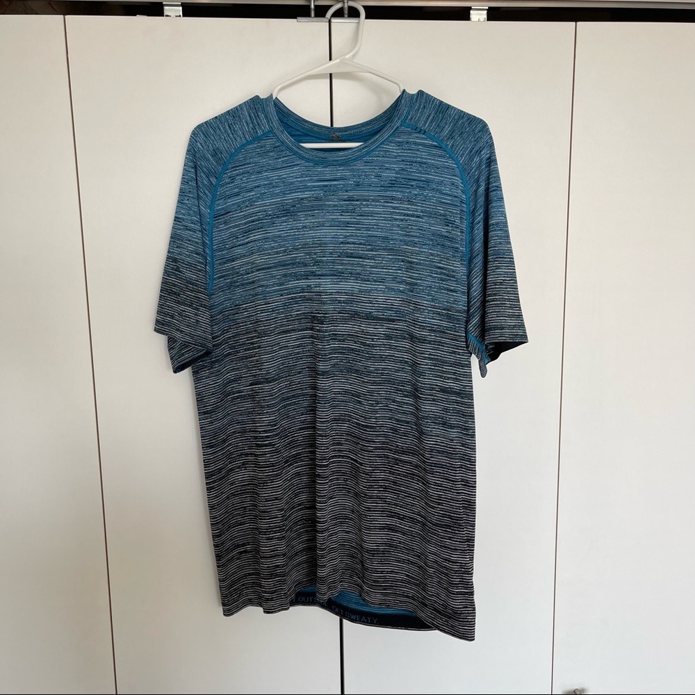 Mens Lululemon Metal Vent Tee